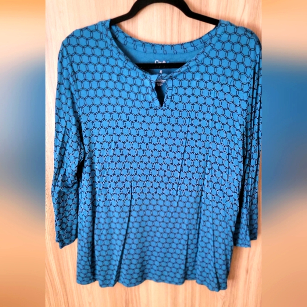 Knit top